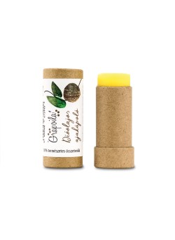 Balsam de buze cu ulei de nucă